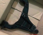 Càng chữ A Hyundai Solati 16 chỗ càng A Solati chính hãng