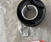 Cao su chân Cabin Hyundai HD72 HD99 110S N250 HD700 HD800 chính hãng
