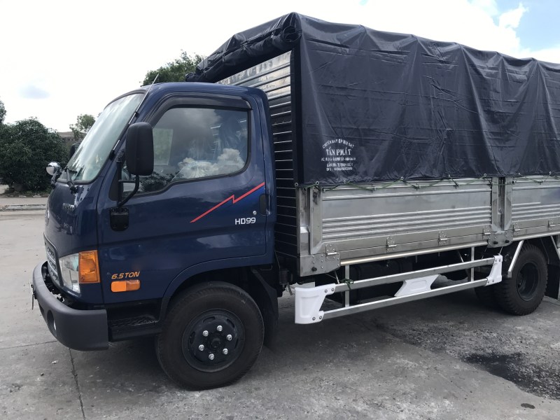 xe tải hyundai hd99 thùng có bửng nâng
