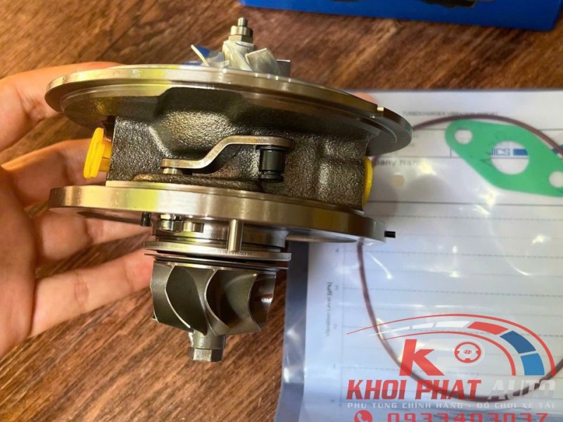 Ruột Turbo Hyundai Solati 16 chỗ