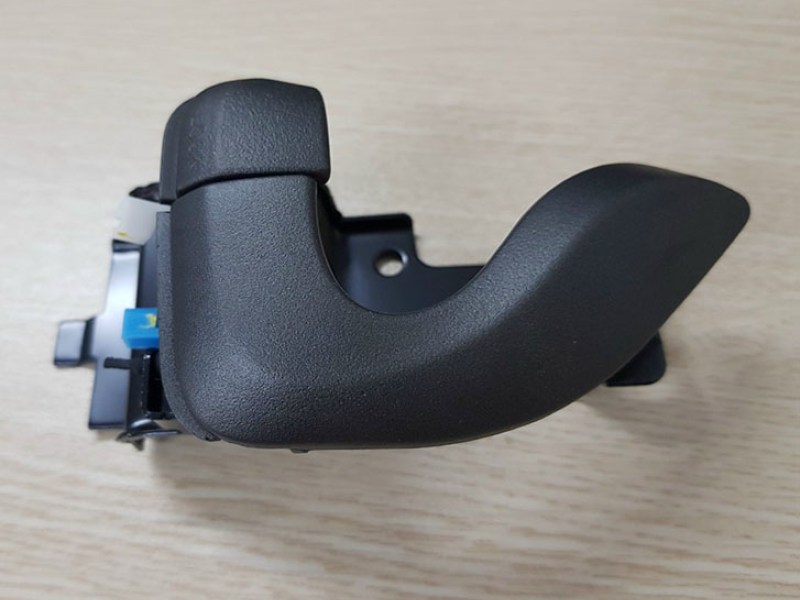 Tay mở cửa trong HD72 HD99 HD65 HD99 tay chốt mở cửa trong HD120SL HD800 Mighty 110S